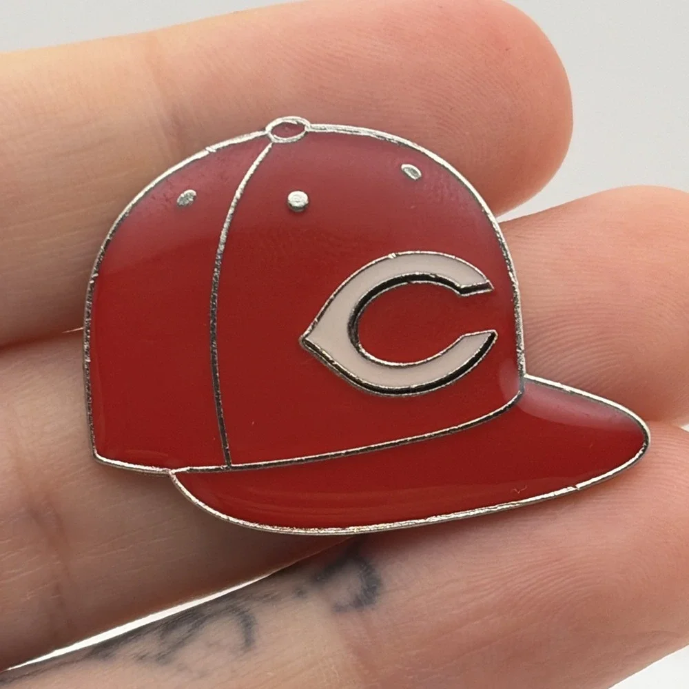 Cincinnati Reds Logo MLB Baseball Team SnapBack‎ Cap Hat Lapel Hat Pin